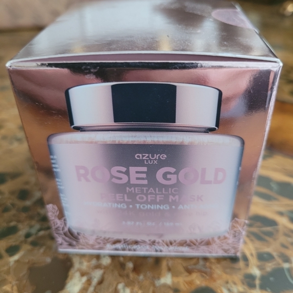 Azure Lux Rose Gold Metallic Peel Off Mask - Picture 2 of 3